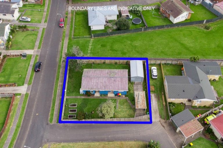 Photo of property in 74 Cranmere Crescent, Mangere East, Auckland, 2024