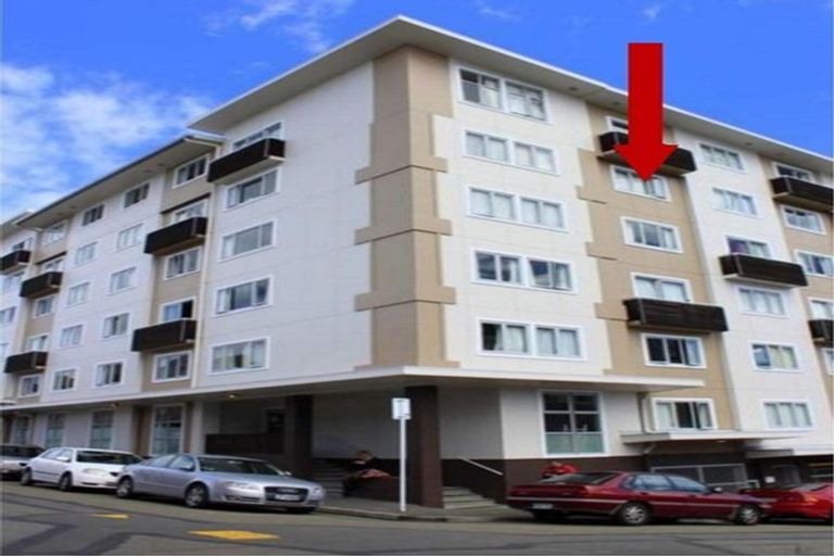 Photo of property in 12 Martin Square, Te Aro, Wellington, 6011