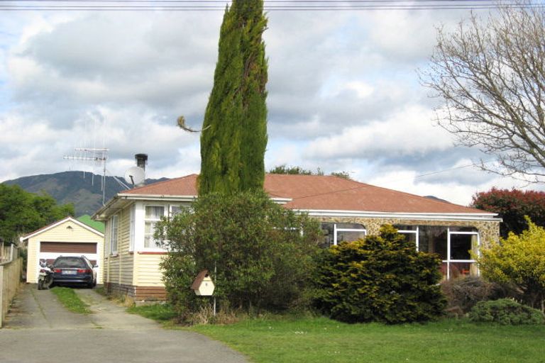 Photo of property in 6 Grand Street, Shannon, 4821