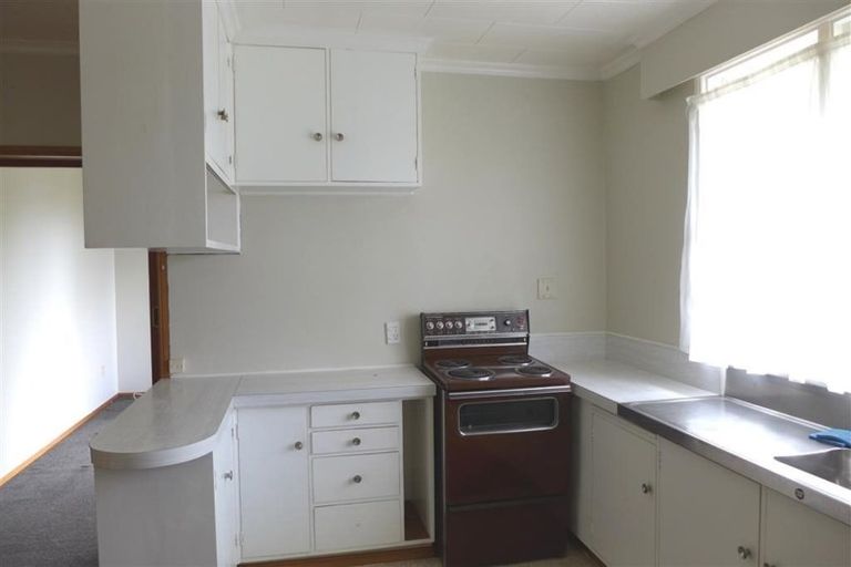 Photo of property in 23 Evans Road, Glen Eden, Auckland, 0602