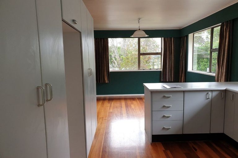 Photo of property in 1 Ceres Crescent, Johnsonville, Wellington, 6037