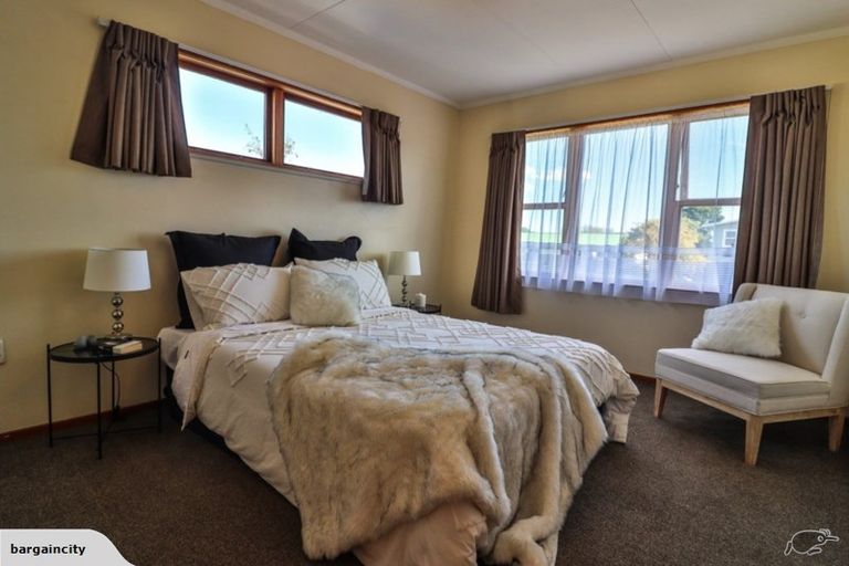 Photo of property in 9 Leslie Avenue, Cloverlea, Palmerston North, 4412