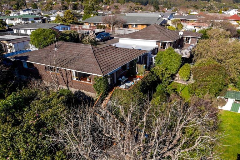 Photo of property in 1/21 Roband Crescent, Brown Owl, Upper Hutt, 5018