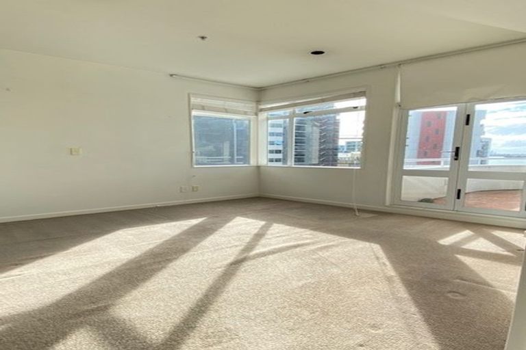 Photo of property in Seaview Apartments, 9d/4 Short Street, Auckland Central, Auckland, 1010