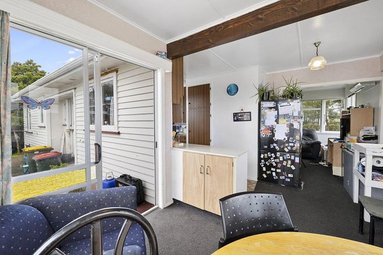 Photo of property in 56 Banks Street, Marfell, New Plymouth, 4310