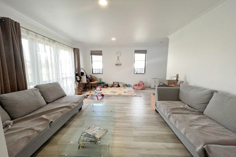 Photo of property in 10 Ascot Avenue, Henderson, Auckland, 0610