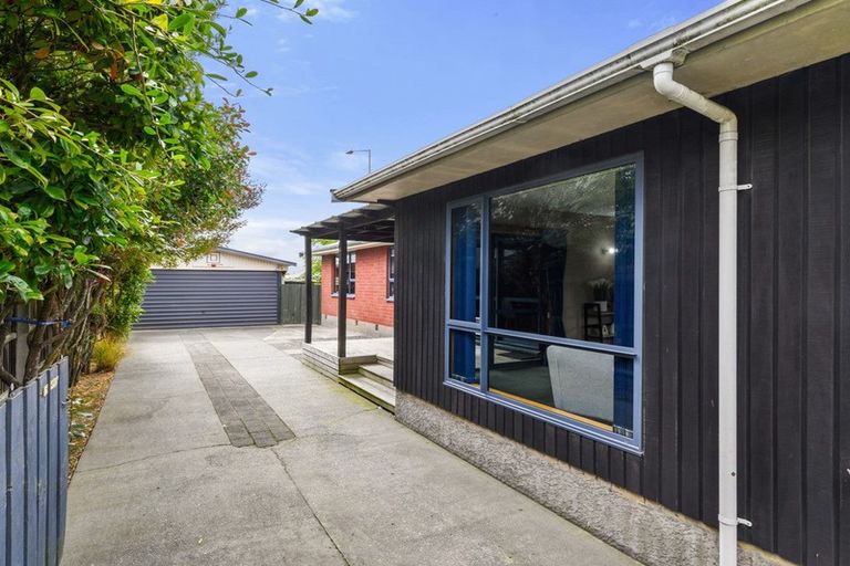 Photo of property in 30 Sarabande Avenue, Redwood, Christchurch, 8051