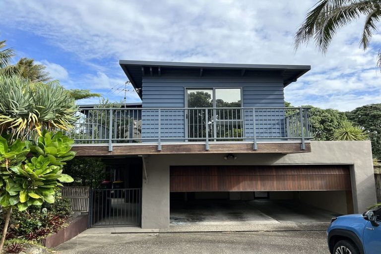 Photo of property in 5c Montrose Terrace, Mairangi Bay, Auckland, 0630