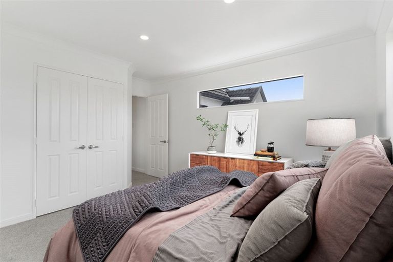 Photo of property in 48 Wiltshire Place, Somerville, Auckland, 2014