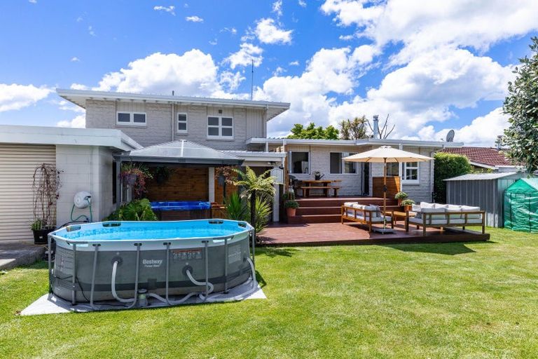 Photo of property in 8 Newbourne Crescent, Redwoodtown, Blenheim, 7201