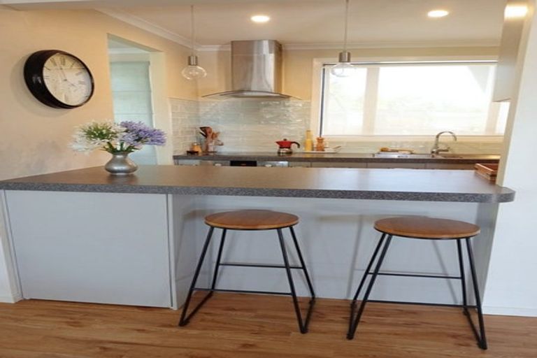 Photo of property in 18 Richmond Avenue, Richmond Heights, Taupo, 3330