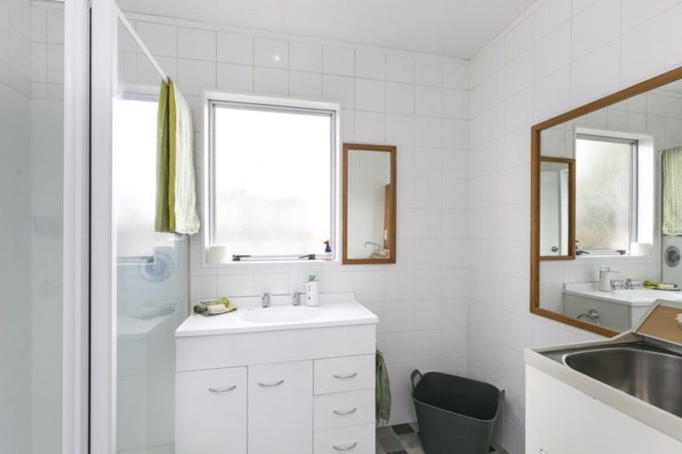 Photo of property in 103b Montgomery Avenue, Karori, Wellington, 6012