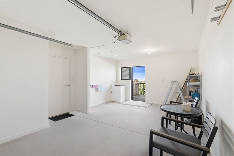 Photo of property in 28/197 Royal Road, Massey, Auckland, 0614