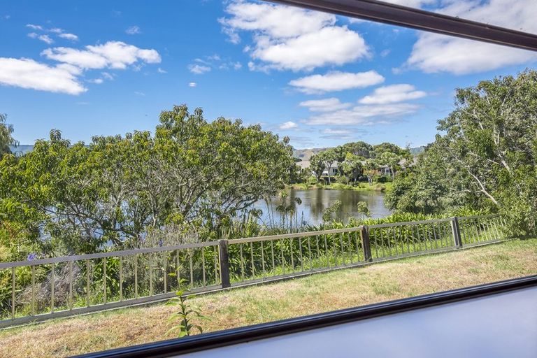 Photo of property in 60 The Drive, Paraparaumu Beach, Paraparaumu, 5032