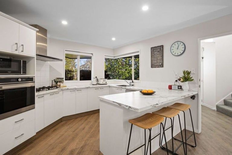 Photo of property in 408a Memorial Avenue, Burnside, Christchurch, 8053