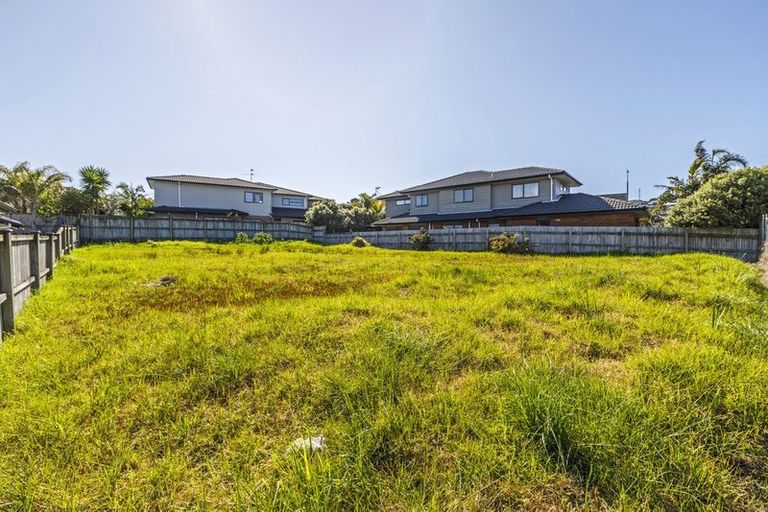 Photo of property in 74 Killybegs Drive, Pinehill, Auckland, 0632