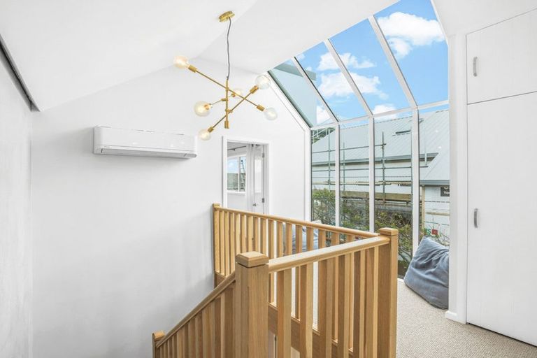 Photo of property in 10 Marine Parade, North New Brighton, Christchurch, 8083