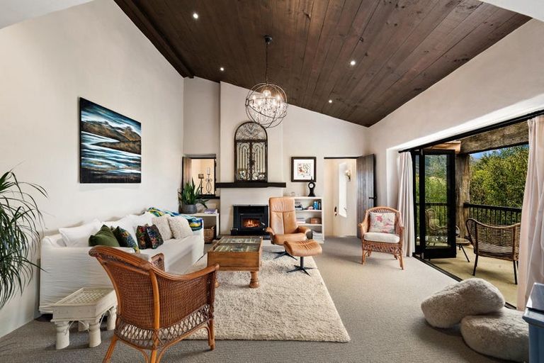 Photo of property in 27 Drake Place, Lake Hawea, Wanaka, 9382