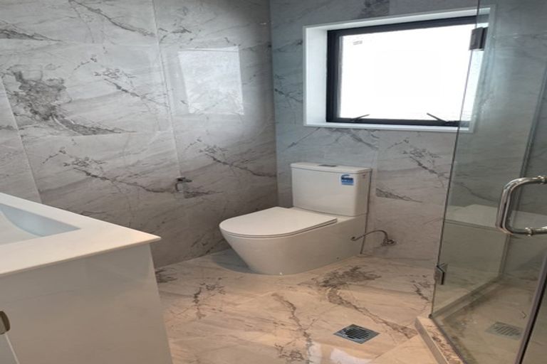 Photo of property in 33d Hillcrest Road, Papatoetoe, Auckland, 2025