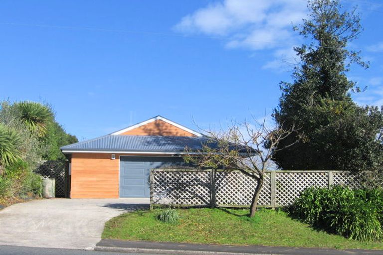 Photo of property in 17 Mitcham Avenue, Forest Lake, Hamilton, 3200