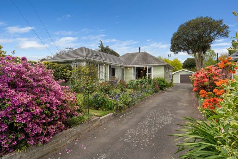 Photo of property in 91 Withells Road, Avonhead, Christchurch, 8042