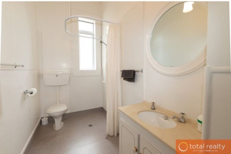 Photo of property in 73 Cutten Street, South Dunedin, Dunedin, 9012