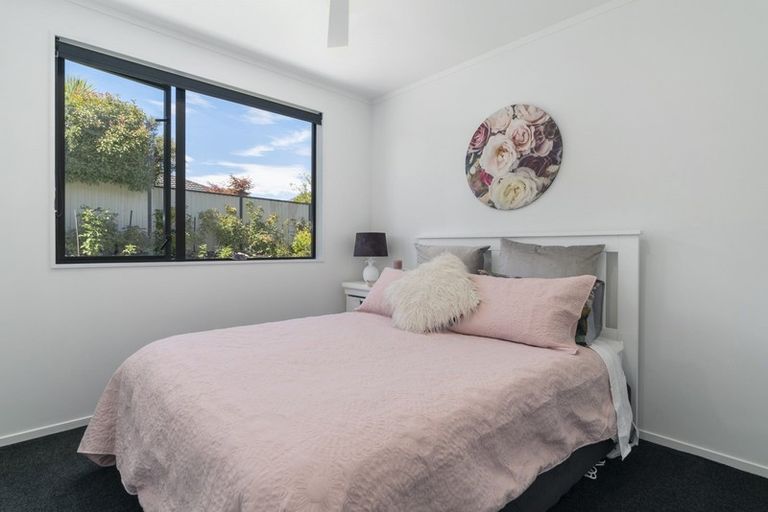 Photo of property in 11 Little Maude Drive, Lake Hawea, Wanaka, 9382