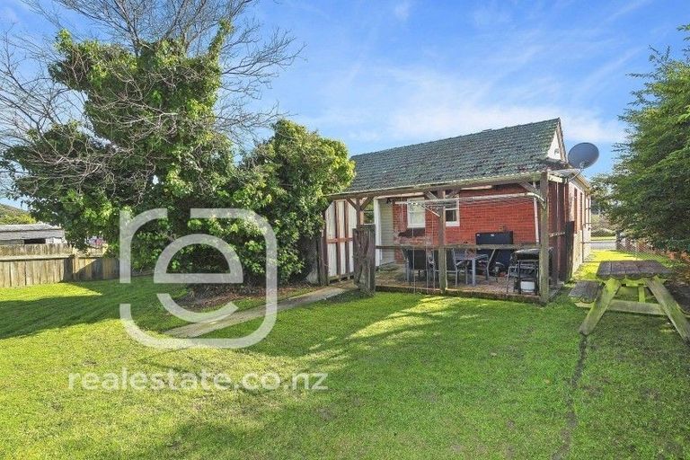 Photo of property in 164 Waddington Drive, Naenae, Lower Hutt, 5011