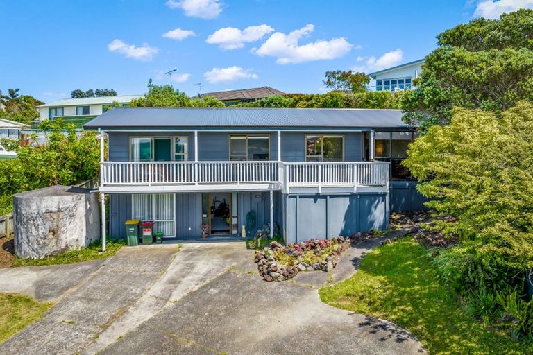 Photo of property in 35 Everard Avenue, Army Bay, Whangaparaoa, 0930