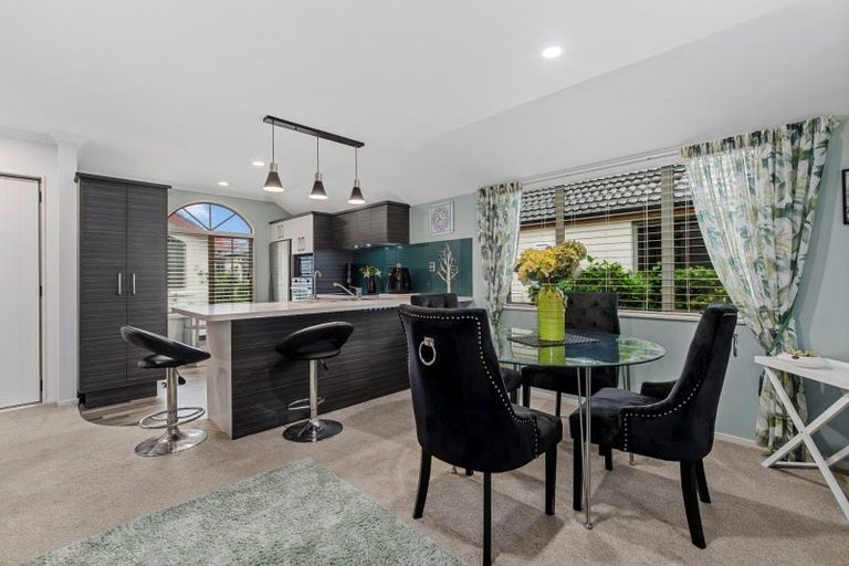 Photo of property in Orange Grove Village, 7/22 Pyes Pa Road, Pyes Pa, Tauranga, 3112