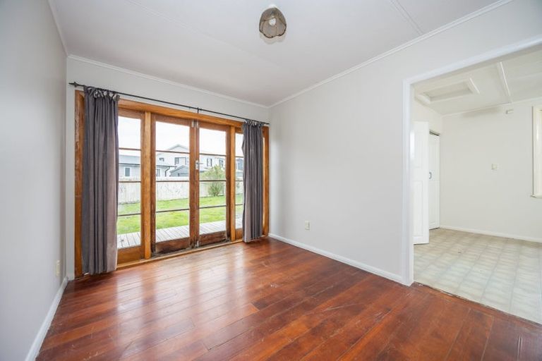 Photo of property in 8 Lee Place, Bader, Hamilton, 3206