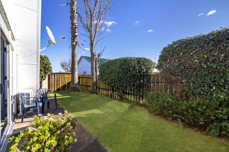 Photo of property in 2/215 Fifteenth Avenue, Tauranga South, Tauranga, 3112