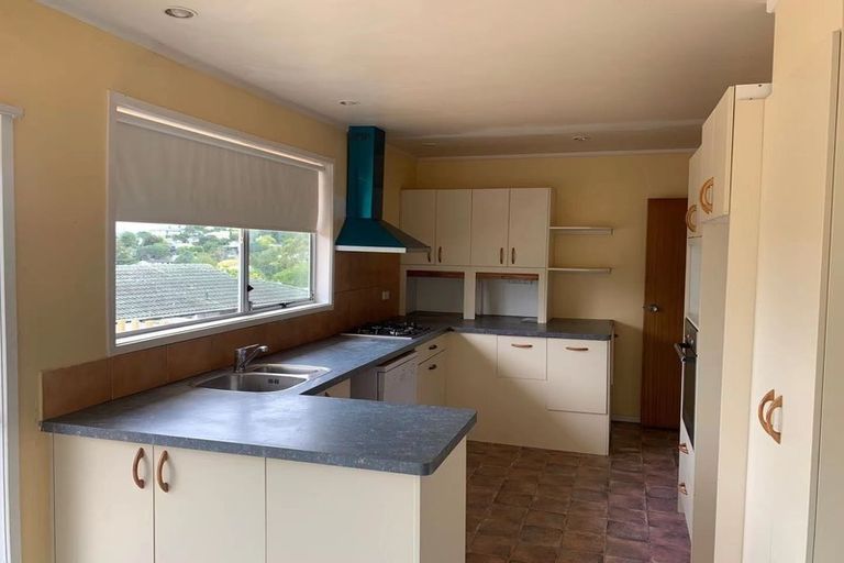 Photo of property in 1 Redcoat Place, Cockle Bay, Auckland, 2014