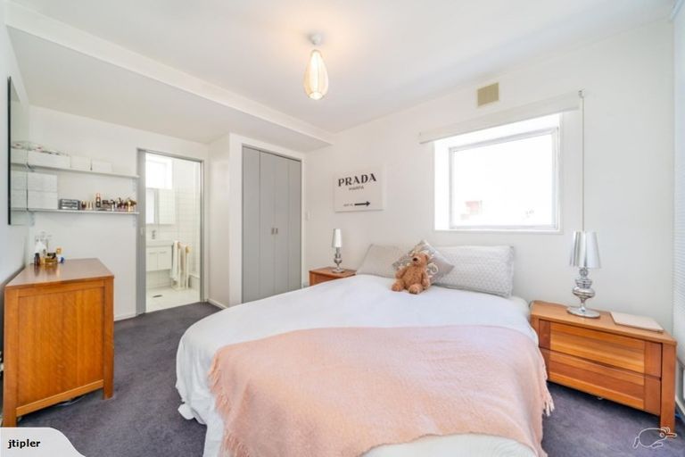Photo of property in 6/8b Lipman Street, Mount Victoria, Wellington, 6011