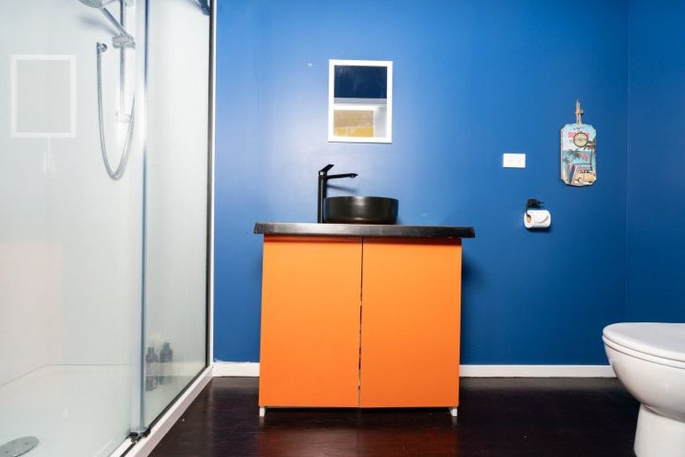 Photo of property in 19 Tunarau Street, Raglan, 3225