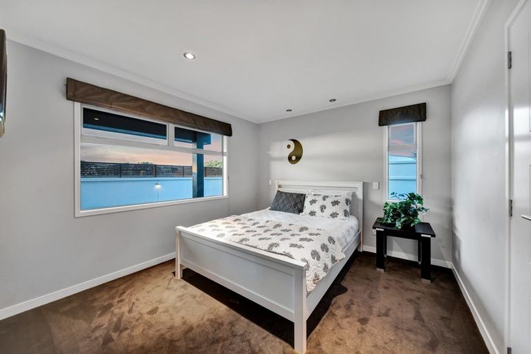 Photo of property in 244a Saint Aubyn Street, New Plymouth, 4310