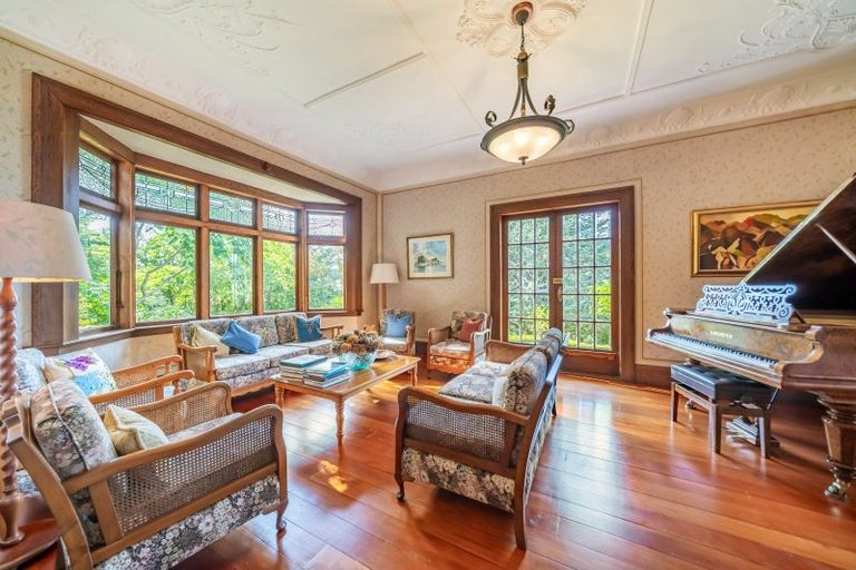 Photo of property in 39 Wairere Road, Belmont, Lower Hutt, 5010