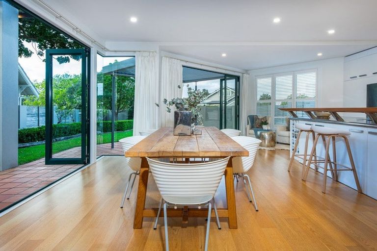 Photo of property in 1/16 Clifton Road, Hauraki, Auckland, 0622