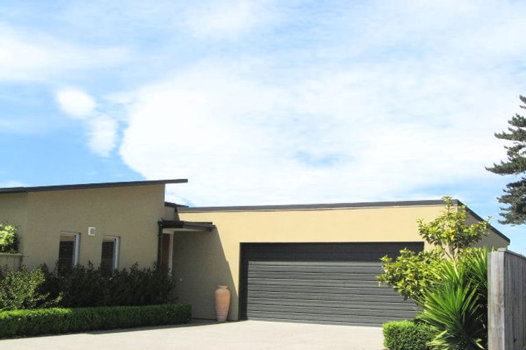 Photo of property in 25 Fishermans Rest, Waimairi Beach, Christchurch, 8083