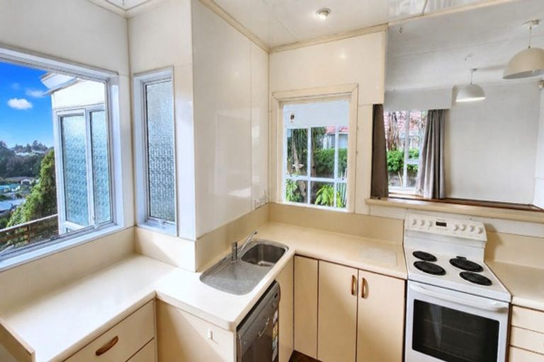 Photo of property in 32 Davies Road, Hurdon, New Plymouth, 4310