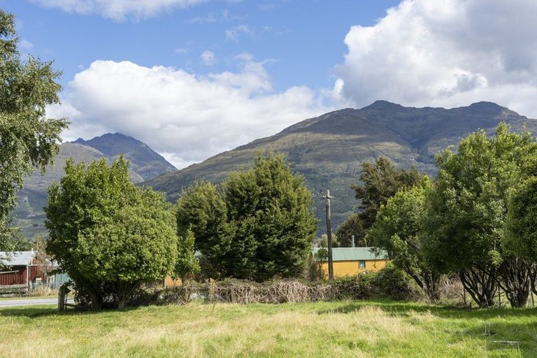 Photo of property in 28 Kiwi Street, Makarora, Wanaka, 9382