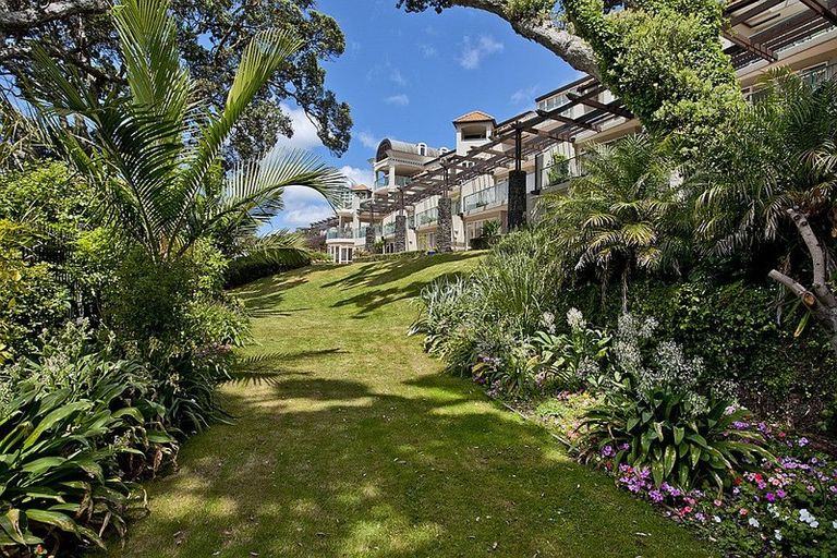 Photo of property in The Sands Apartments, 31/47 The Strand, Takapuna, Auckland, 0622