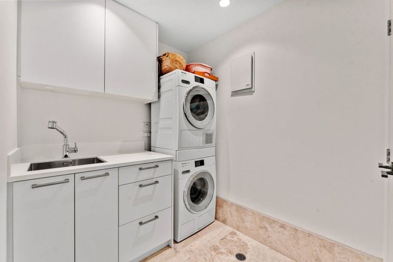 Photo of property in 43 Waterside Crescent, Gulf Harbour, Whangaparaoa, 0930