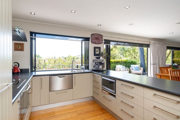 Photo of property in 5 Keith Sands Grove, Havelock North, 4130