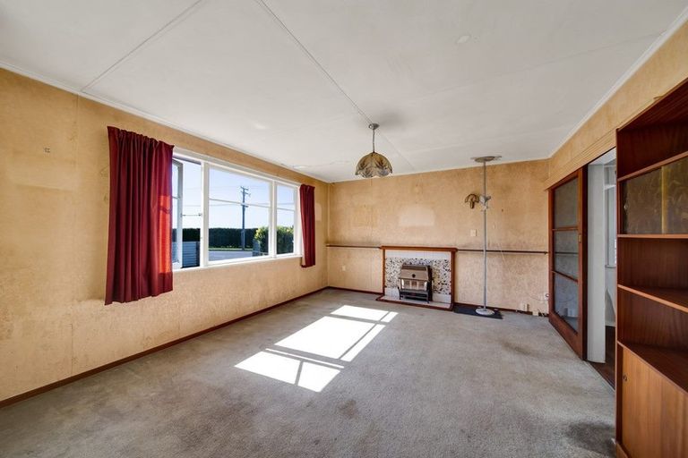 Photo of property in 65 Turuturu Road, Hawera, 4610