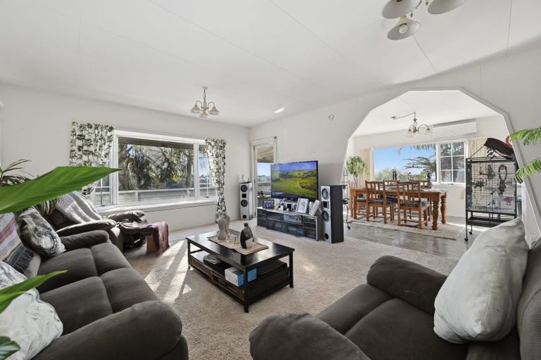 Photo of property in 9 Te Arawa Place, Welcome Bay, Tauranga, 3112