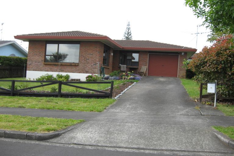 Photo of property in 3 Reidy Place, Pukekohe, 2120