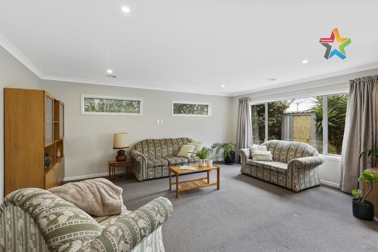 Photo of property in 27a Hardy Street, Waterloo, Lower Hutt, 5011