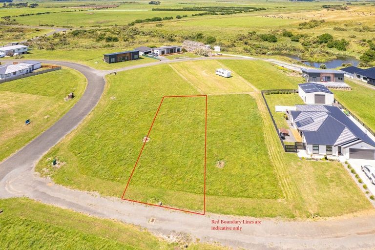 Photo of property in 3 Ironsands, Waverley, 4591