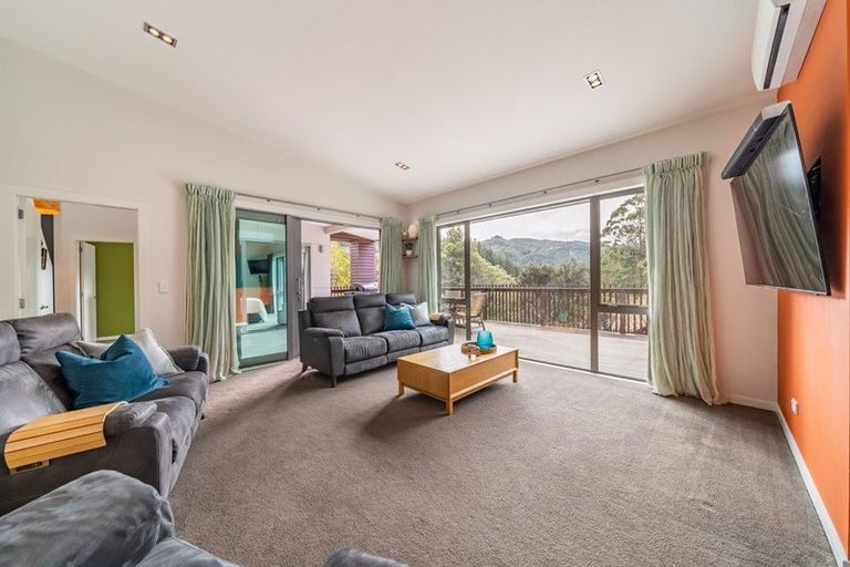 Photo of property in 9 Sylvan Way, Silverstream, Upper Hutt, 5019